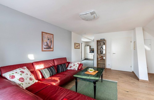 Seegebiet Mansfelder Land Apartment | Lake View Apartment 'Am Süßen See' with Balcony & Wi-Fi