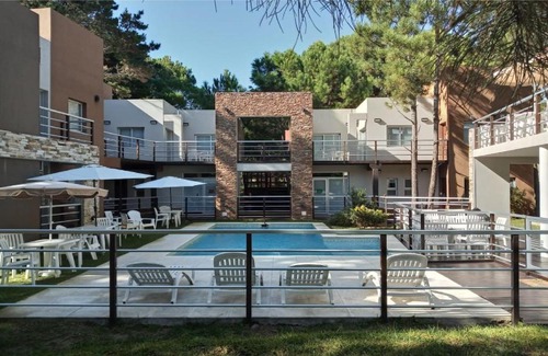 Costa del Este Apartment | Discover Comfort at Apart del Este: Pool & Hot Tub Awaits