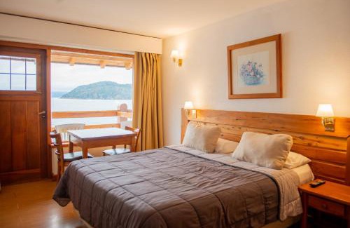 Playa Bonita Hotel | Experience Apart Del Lago: Poolside Bliss with Ocean Views
