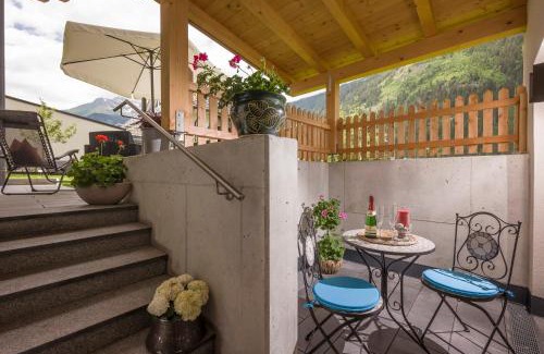 Mayrhofen Apartment | Discover Apart Dengg: Pet-Friendly Retreat with Top Reviews