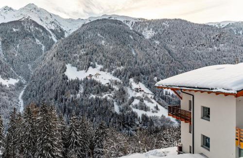 Landeck Apartment | Discover Apart Elena: Pet-Friendly & Top-Rated Retreat