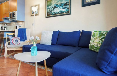 Playa del Aguila Apartment | Oceanfront Apartment Sol Del Sur with Pool and Garden