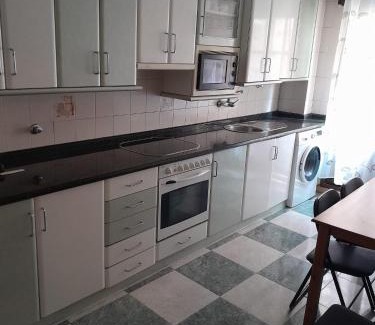 Santo Domingo de la Calzada Apartment | Cozy Pet-Friendly Stay at Apartamento la Catedral