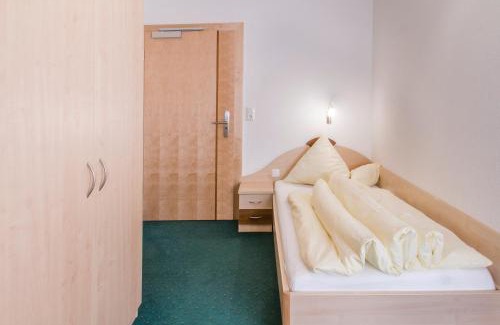 Huben Apartment | Experience Apart Felsenhof: Oceanfront Bliss with Spa