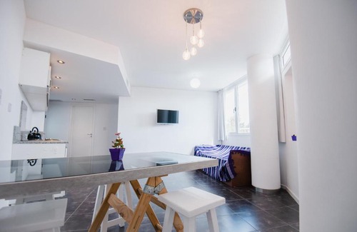 Rio Cuarto Apartment | Pet-Friendly Apart FJL: Rated 9/10 for Family Comfort