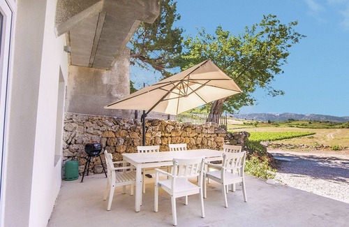 Villeseque-des-Corbieres Apartment | Premier Terrace Flat: Guest Rated 10/10, Pet-Friendly Oasis