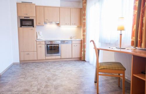 Stumm Apartment | Highly Rated Apart Franz Josef: Child Friendly Retreat