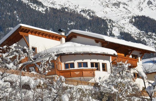 Kauns Apartment | Seaside Retreat at Apart Franziska with Spa and Ocean Views