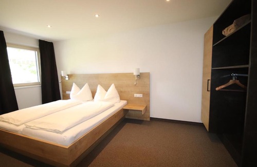 Feichten Hotel | Stay at Apart Gletscherblick: Family-Friendly Getaway