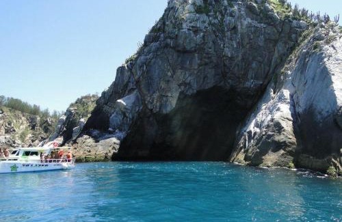 Arraial do Cabo Apartment | Guest Rated 10/10: Apart Golden Lake with Private Beach