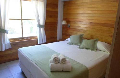 Lanin National Park Apartment | Family-Friendly Apart Hotel Robles del Sur with Pool & Breakfast