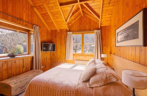 Lanin National Park Apartment | Unwind at Apart Hotel Naum: 4-Star Comfort Awaits
