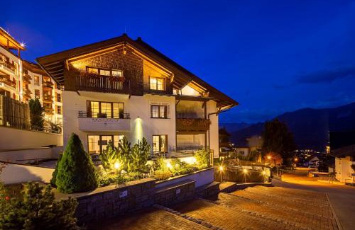Fiss Apartment | Discover Apart-Hotel Aurora Fiss: Family-Friendly Escape