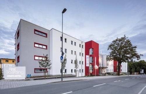 Bayreuth Apartment | Elegant FirstBoarding Apart-Hotel with Oceanfront Views