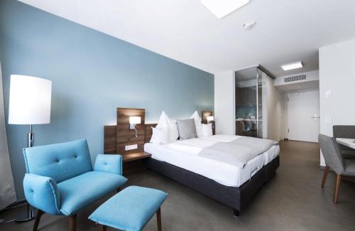 Bayreuth Apartment | Elegant FirstBoarding Apart-Hotel with Oceanfront Views