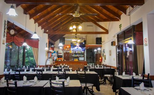 Federacion Hotel | Unmatched Comfort at Apart Hotel Guarumba with Ocean Views