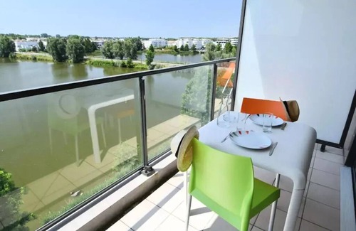 Bruges Apartment | Experience Comfort at Apart'Hotel Sea & Golf City Bordeaux