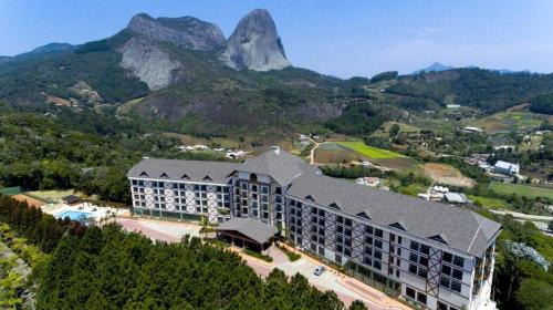 Pedra Azul Apartment | Discover Apart Hotel Vista Azul: Mountain Getaway with Spa