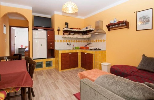 Cove Murtar Apartment | Guest Rated 10/10: Apartments Nevenka in Mali Losinj
