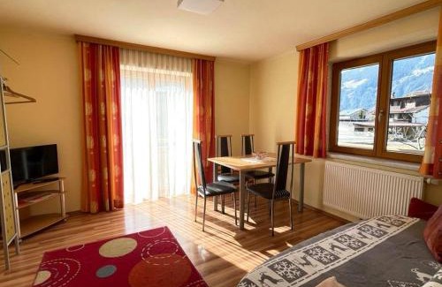 Zell am Ziller Apartment | Beachfront Apart Huditz: Family-Friendly with Ocean Views