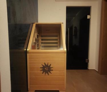 Schlitters Apartment | Discover Apart Kröll: Oceanfront Retreat with Hot Tub