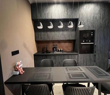 Avlabari Apartment | Discover Apart Leitmotif: 4-Star Rated & Family Friendly