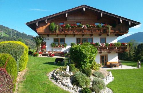 Fuegenberg Apartment | Guest Rated 10/10: Enjoy Family-Friendly Apart Lisi