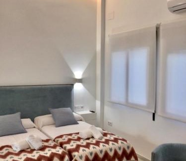 La Trinidad-San Juan y Todos los Santos Apartment | Family-Friendly Stay at Apart Los Patios de Valladares