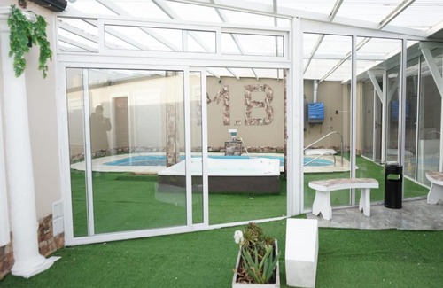 Pigue Apartment | Exceptional Apart M.B: Pool, Hot Tub & 9.8/10 Guest Rated