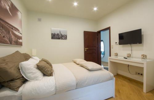 Tarnobrzeg Apartment | Apart Madryt: Exceptional 4-Star Stay for Families
