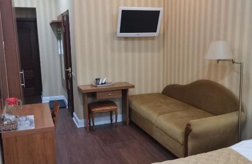 Central Administrative Okrug Apartment | Cozy Apart MAX Studios with Breakfast & Accessibility