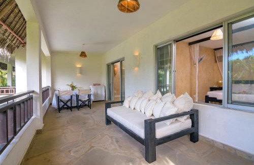 Malindi Apartment | Cozy Apartment 210 at Lawford's Beach Resort with Pool