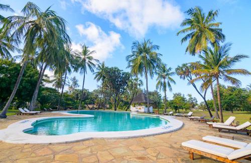 Malindi Apartment | Cozy Apartment 210 at Lawford's Beach Resort with Pool