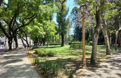 Microcentro Apartment | Ideal Location at Apart Retiro - Perfect for Families