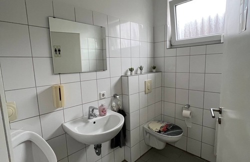 Linden-Mitte House | Family-Friendly Apart Rom Hannover Centrum with Breakfast