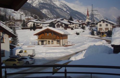 Pettneu am Arlberg Apartment | Family-Friendly Apart Schultes with 9.8/10 Guest Rating