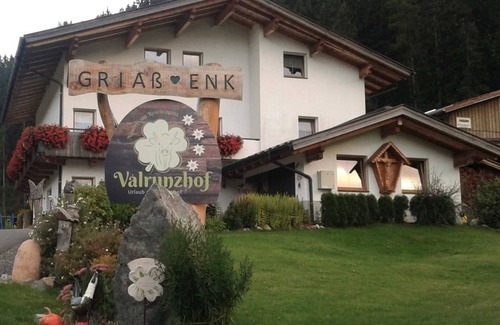 Nauders Apartment | Conveniently Located Apart STILLEBACH near Cable Car Access