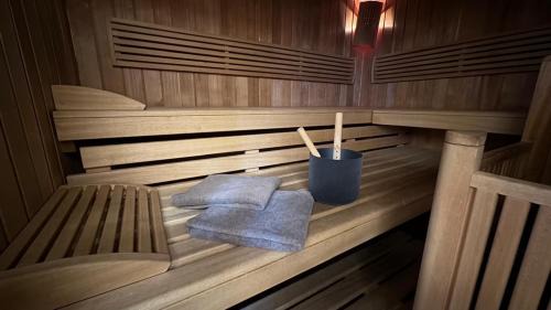 Feichten House | Guest Rated 9.2: Jägerheim with Breakfast & Pet-Friendly Stay