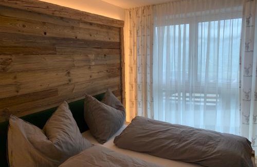 Helfenstein Apartment | Budget-Friendly Stay at Apart Wexwood - Child Friendly!