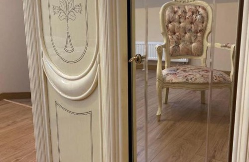Lviv City Center Apartment | Prime Location at Apart Yaroslava Osmomysla 9 Square