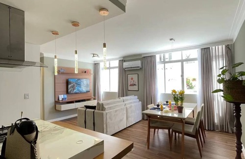 Agronomica Apartment | Cozy Matisse Apartment Steps from Beiramar's Beauty