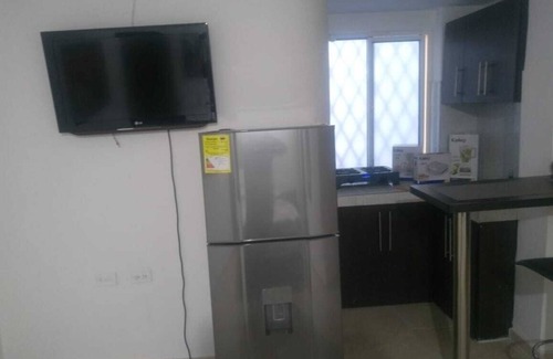 Cali Apartment | Cozy Studio Near Tourist Attractions in the City West