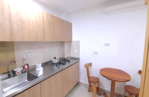 Suramericana Apartment | Cozy Studio with Ocean View and Kitchenette Amenities