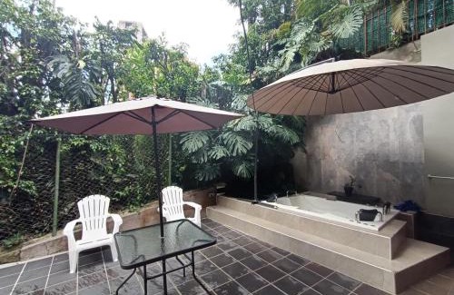 El Poblado Apartment | Relaxing LOFT with Hot Tub in San Lucas, El Poblado