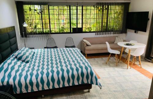 El Poblado Apartment | Relaxing LOFT with Hot Tub in San Lucas, El Poblado