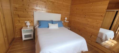 Puebla del Caraminal Apartment | Pet-Friendly Apartadiño with Ocean View & High Ratings
