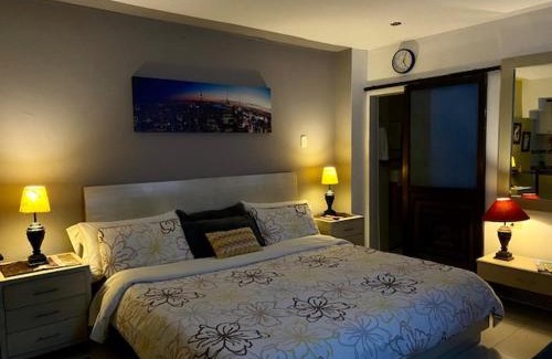 Barranquilla Apartment | Highly Rated Apartaestudio El Lugar Ideal - Family Friendly