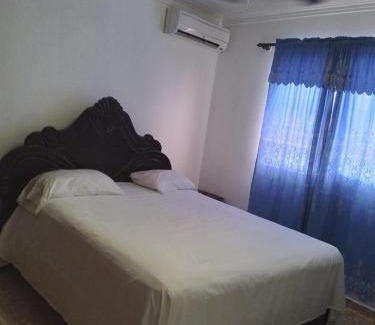 La Caleta Apartment | Convenient ApartaHotel Dona Reyna Near Santo Domingo Airport