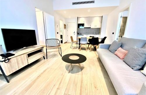 Ainsa Apartment | Top-Rated Apartahotel Dos Ríos Ainsa with Pool & Dining
