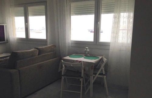 La Linea de la Concepcion Apartment | Scenic Oceanfront Apartments with Breathtaking Views